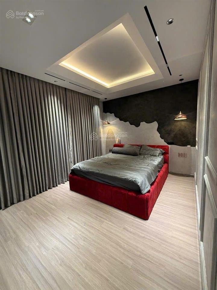 Khó khăn trong giai đoạn hiện tại nên bán căn nhà 1h+7t  7x19m đường an dương vương, q5. giá 38 tỷ