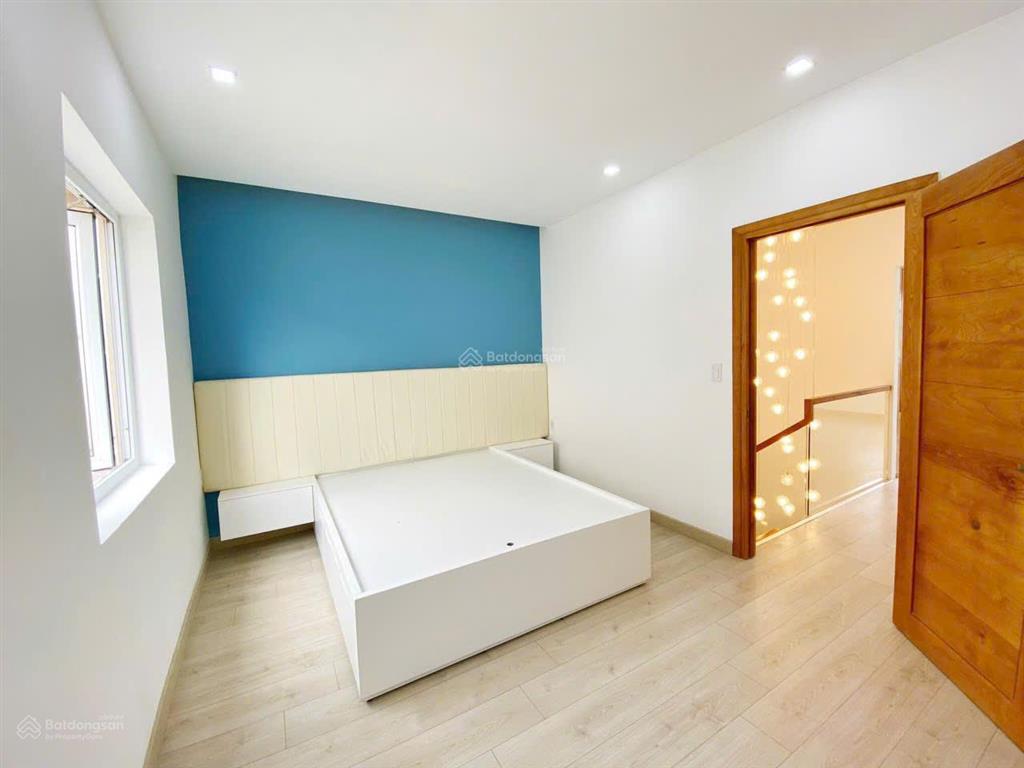 Cho thuê nhà rio vista từ 16tr gần gia hòa, đỗ xuân hợp 5x15m 3 lầu 4pn, gara.  0901 193 ***