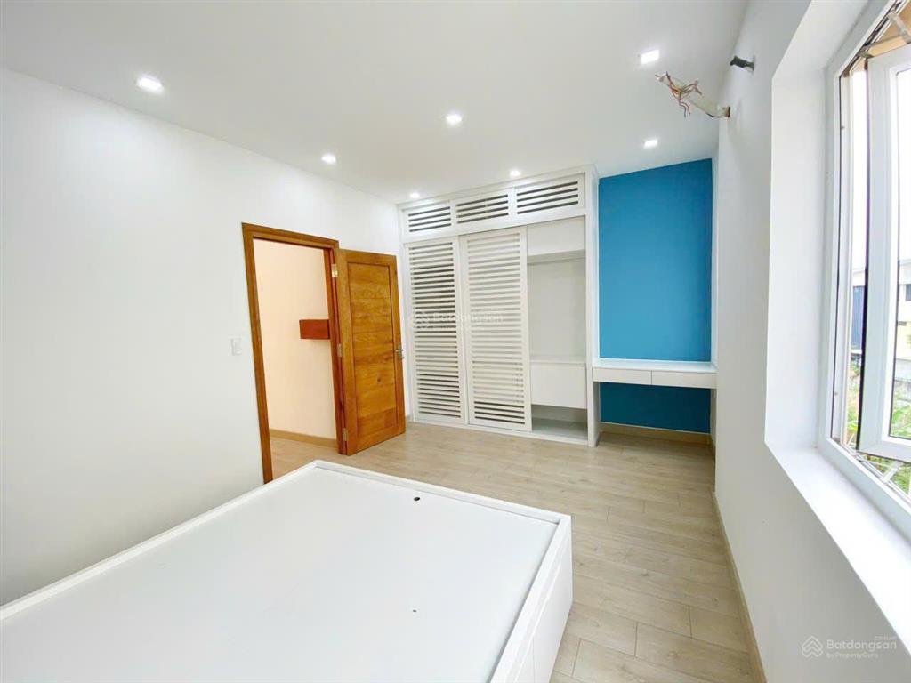 Cho thuê nhà rio vista từ 16tr gần gia hòa, đỗ xuân hợp 5x15m 3 lầu 4pn, gara.  0901 193 ***