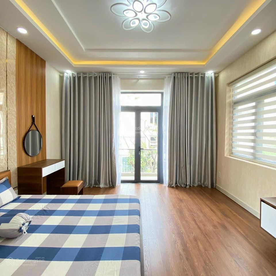 Cho thuê biệt thự ngay gia hoà gần đỗ xuân hợp, global city 2l 4pn.  0901 193 ***