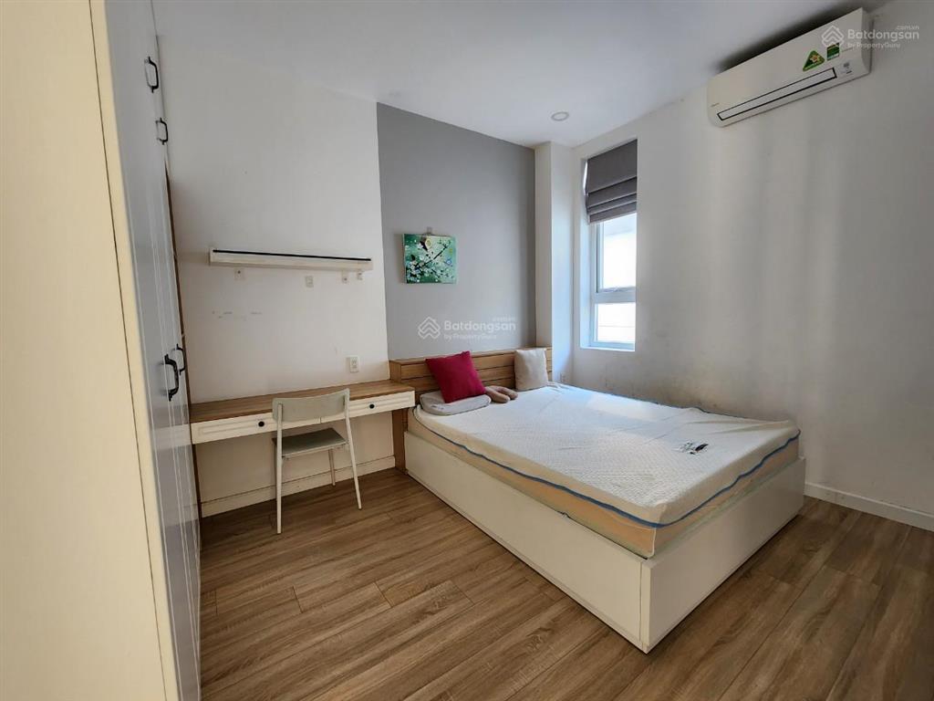 Cho thuê nhà 15tr 80m2 3 lầu, gara rộng gần khu vực đỗ xuân hợp, cầu năm lý.  0901 193 ***
