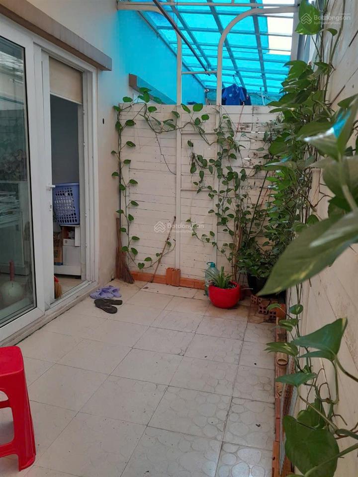 Cho thuê nhà rio vista từ 16tr gần gia hòa, đỗ xuân hợp 5x15m 3 lầu 4pn, gara.  0901 193 ***