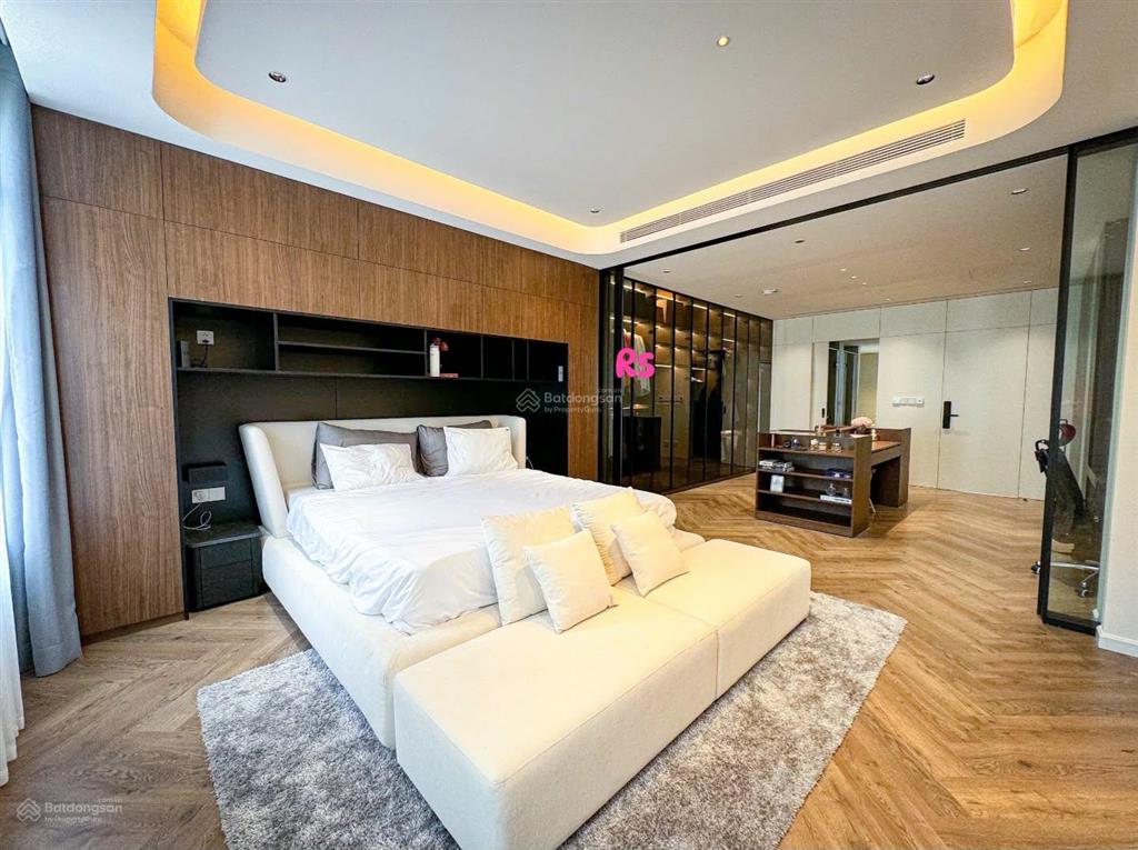 Cho thuê biệt thự lucasta 28tr gần liên phường, bưng ông thoàn 240m2.  0901 193 ***