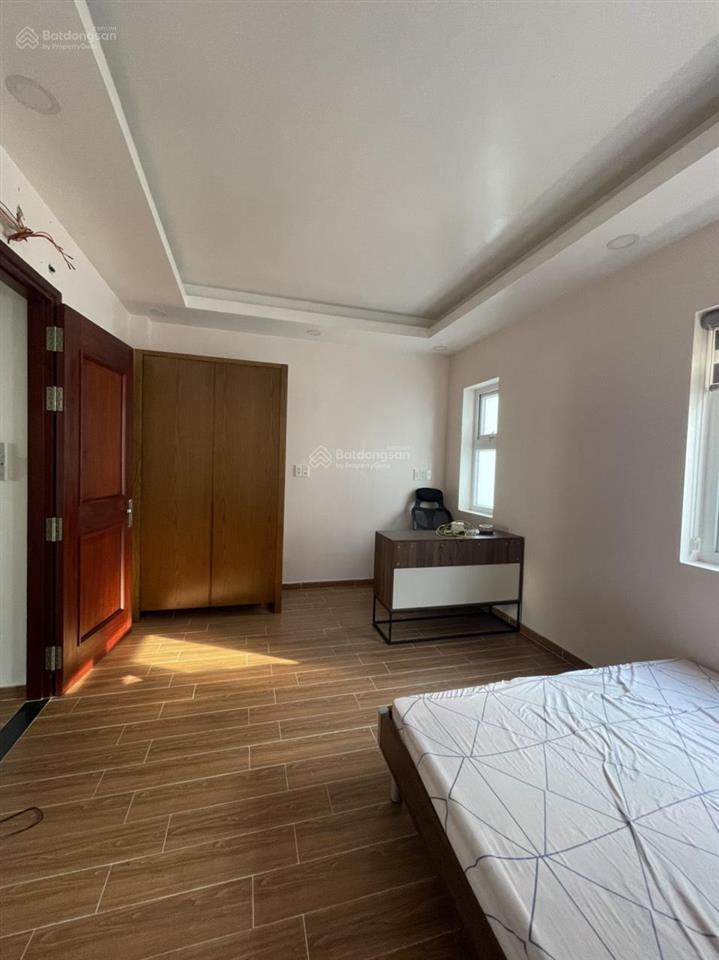 Cho thuê nhà rio vista từ 16tr gần gia hòa, đỗ xuân hợp 5x15m 3 lầu 4pn, gara.  0901 193 ***