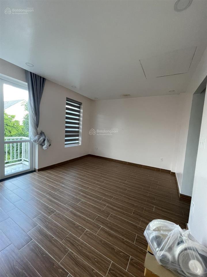 Cho thuê nhà rio vista từ 16tr gần gia hòa, đỗ xuân hợp 5x15m 3 lầu 4pn, gara.  0901 193 ***