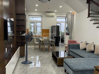 Cho thuê nhà rio vista từ 16tr gần gia hòa, đỗ xuân hợp 5x15m 3 lầu 4pn, gara.  0901 193 ***