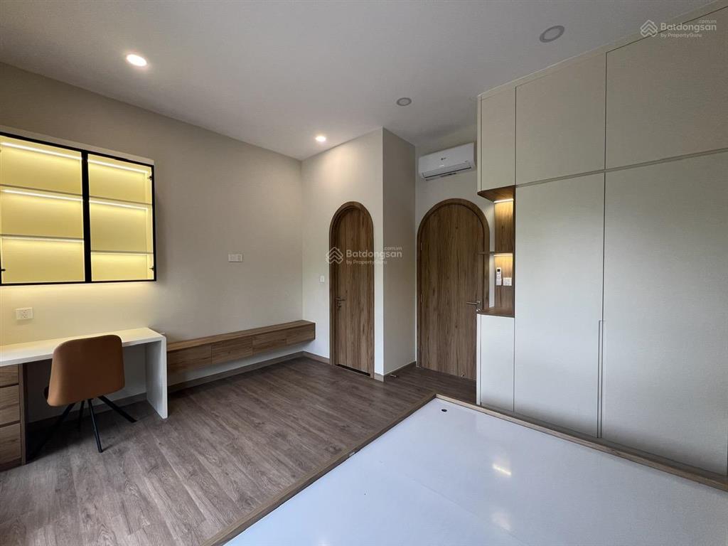Cho thuê nhà gần khu vực đỗ xuân hợp, cầu năm lý 80m2 3l4pn giá 16tr.  0901 193 ***