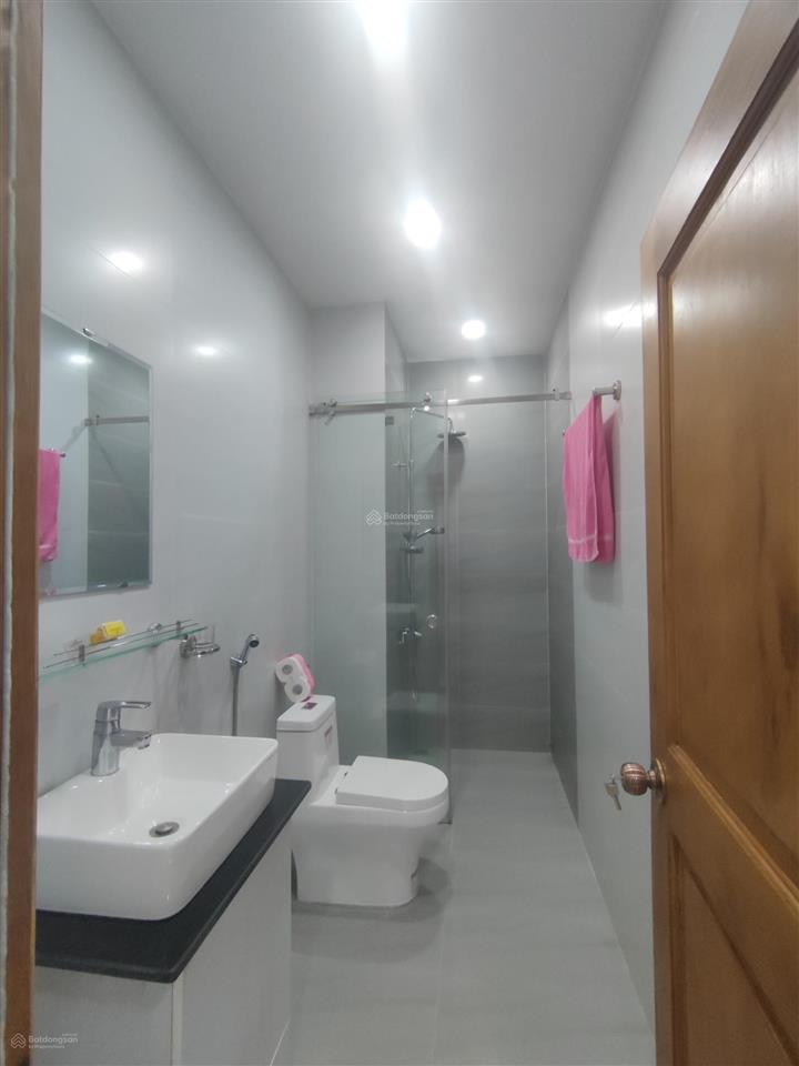 Cho thuê nhà gần khu vực đỗ xuân hợp, cầu năm lý 80m2 3l4pn giá 16tr.  0901 193 ***