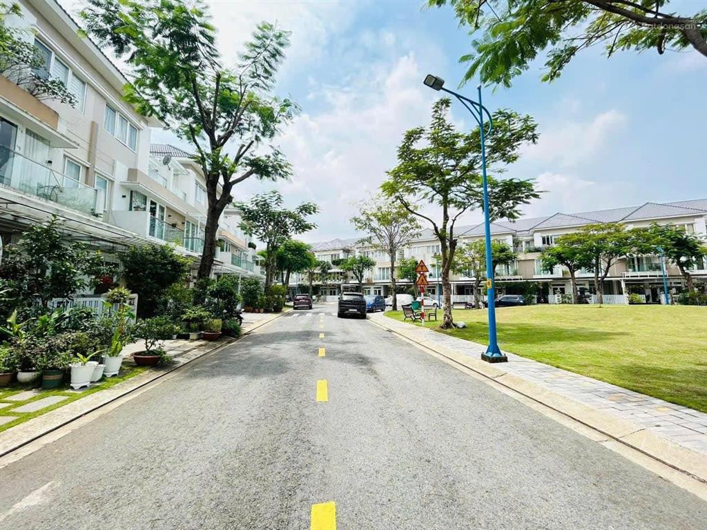 Cho thuê nhà merita 3l4pn từ 18tr gần liên phường, đỗ xuân hợp.  0901 193 ***