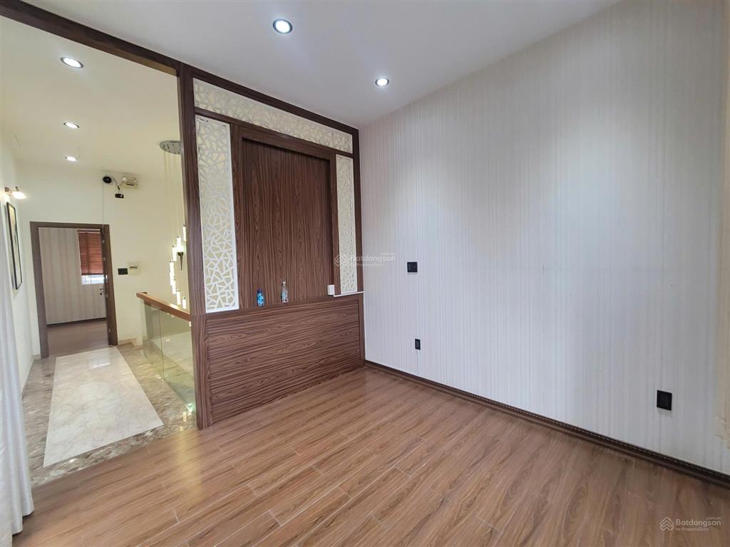 Cho thuê nhà merita 3l4pn từ 18tr gần liên phường, đỗ xuân hợp.  0901 193 ***