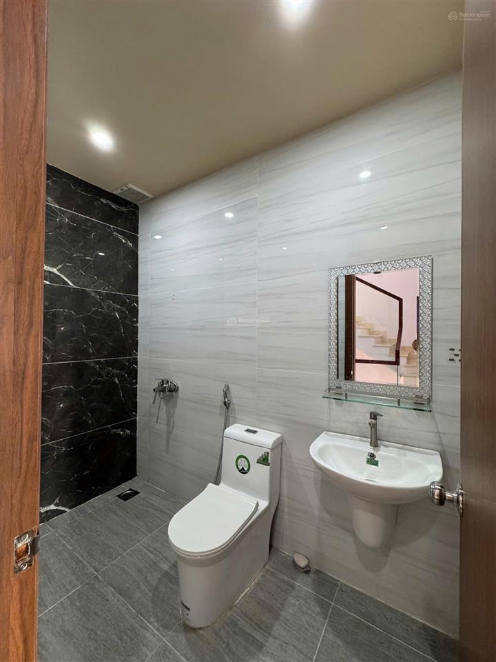 Cho thuê nhà kdc merita 19tr gần đỗ xuân hợp, liên phường, 3 lầu 4pn.  0901 193 ***
