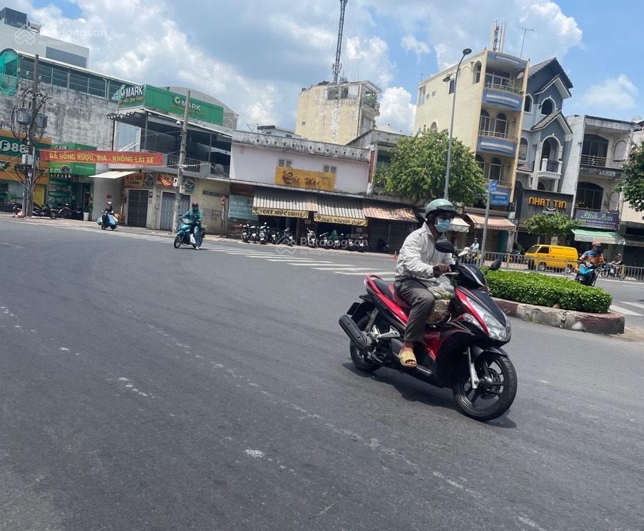 Bán nhà 69m2 đường bình thới quận 11, 5,5x12m giá 4,3 tỷ ,  q11