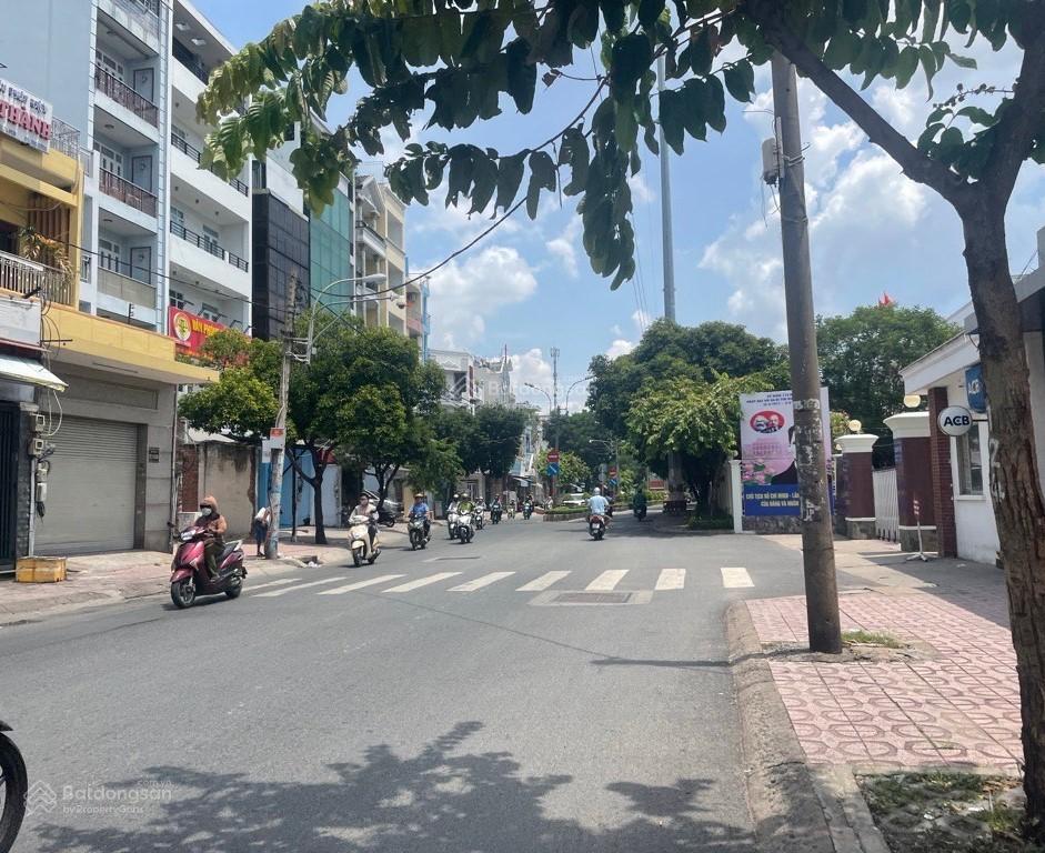 Bán nhà 69m2 đường bình thới quận 11, 5,5x12m giá 4,3 tỷ ,  q11