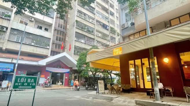 Bán gấp chung cư ngô tất tố, 2pn 1wc , căn góc thoáng