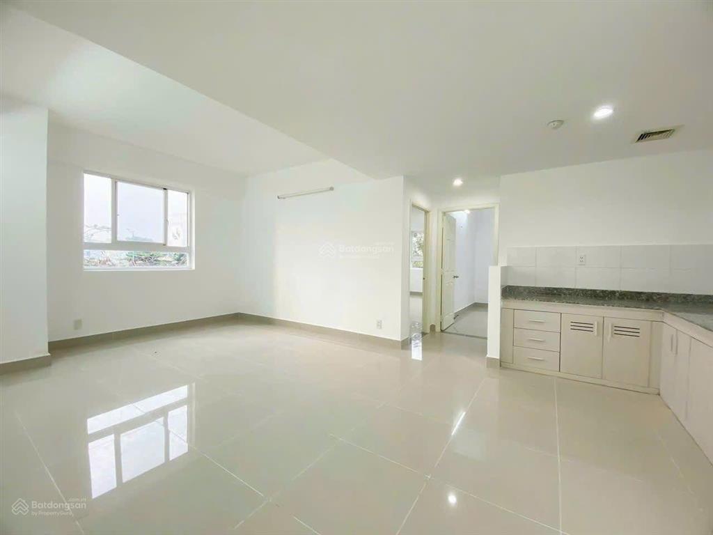 Bán gấp chung cư 1050,2pn 1wc nhà mới 100%