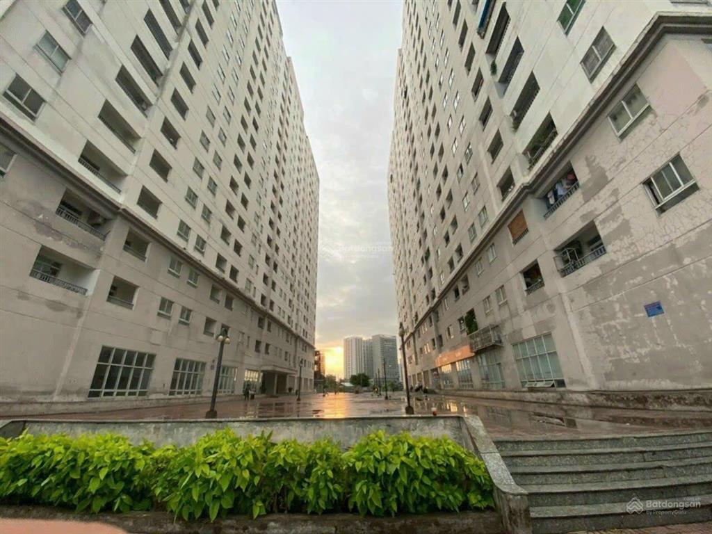 Bán gấp chung cư 1050,2pn 1wc nhà mới 100%