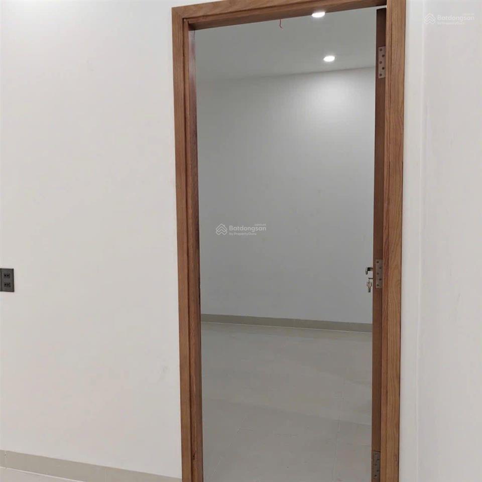Bán gấp chung cư b1 trường sa , 2pn 2wc