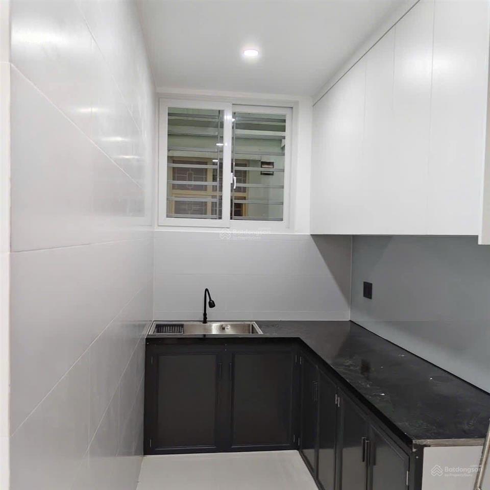 Bán gấp chung cư b1 trường sa , 2pn 2wc
