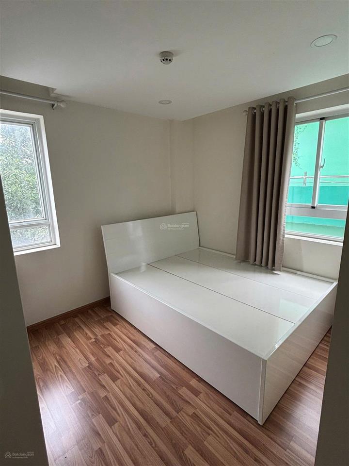 Bán gấp căn hộ chung cư b2 2pn 2wc, căn góc