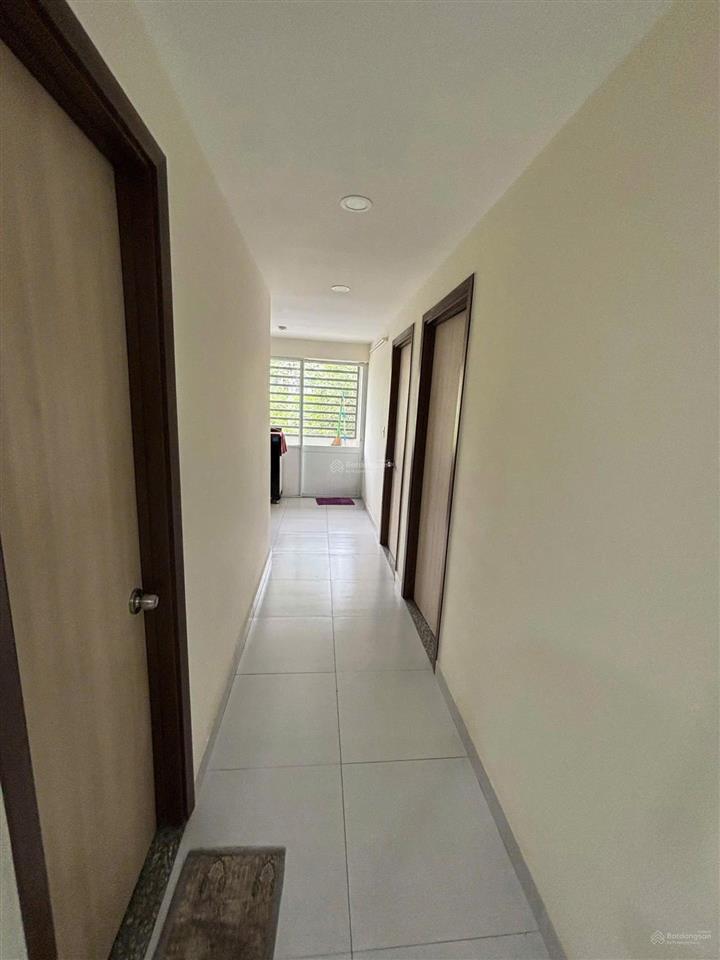 Bán gấp căn hộ chung cư b2 2pn 2wc, căn góc