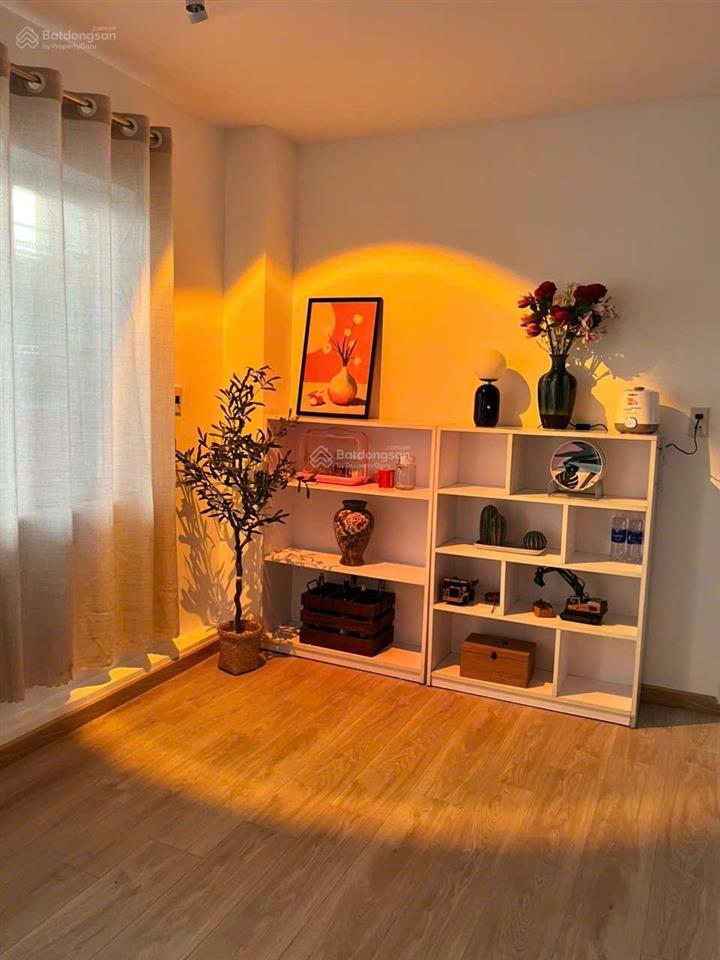 Bán gấp chung cư 24ab, 3pn, 2wc, full nt đẹp