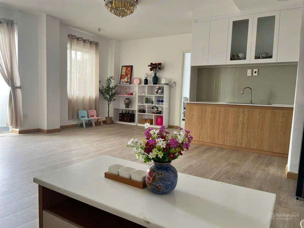 Bán gấp chung cư 24ab, 3pn, 2wc, full nt đẹp