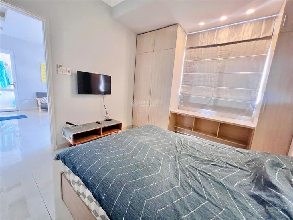 Cho thuê gấp cc sgc nguyễn cửu vân, 2pn 2wc full nt đẹp