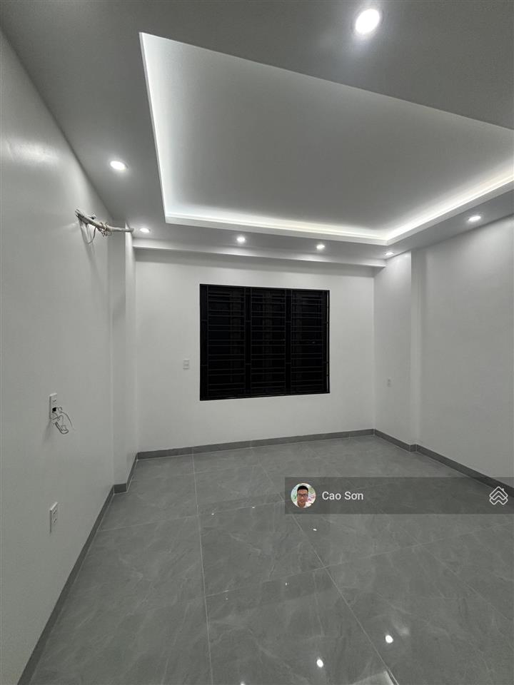Bán nhà mặt đường khu vực đằng hải, 52m2 4 tầng, lô góc, đường rộng 8m, hố chờ thang máy, 5,35 tỷ