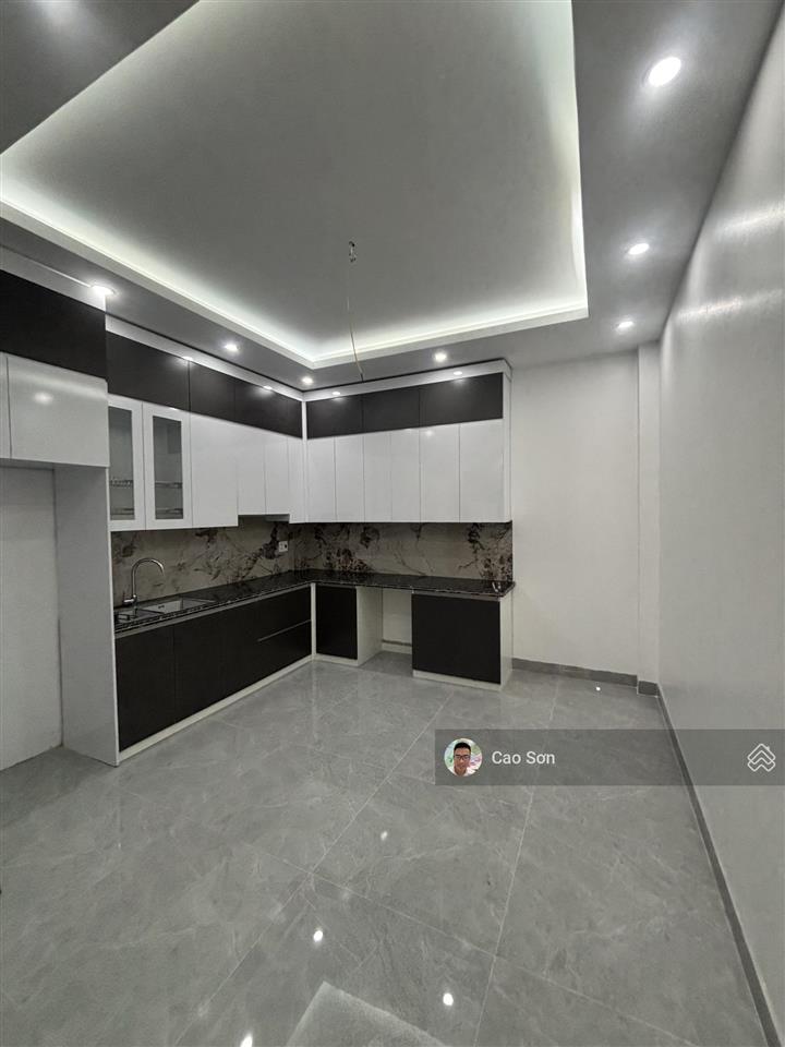 Bán nhà mặt đường khu vực đằng hải, 52m2 4 tầng, lô góc, đường rộng 8m, hố chờ thang máy, 5,35 tỷ