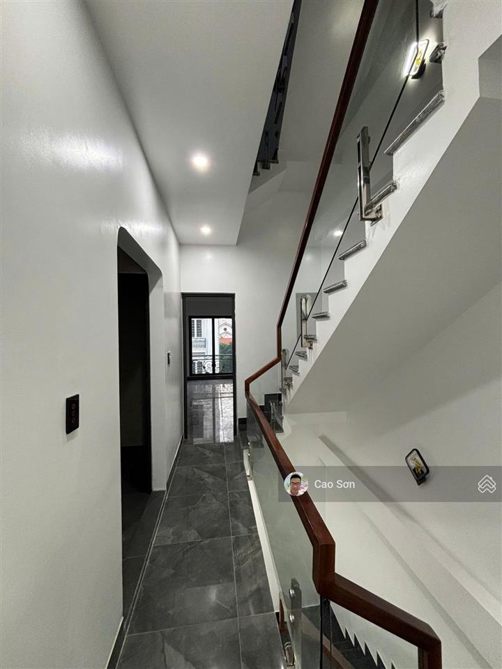 Bán nhà mặt đường kiều sơn, văn cao, xây mới độc lập 55m2 5 tầng, 5 ngủ, mặt phố mà giá 6,6 tỷ