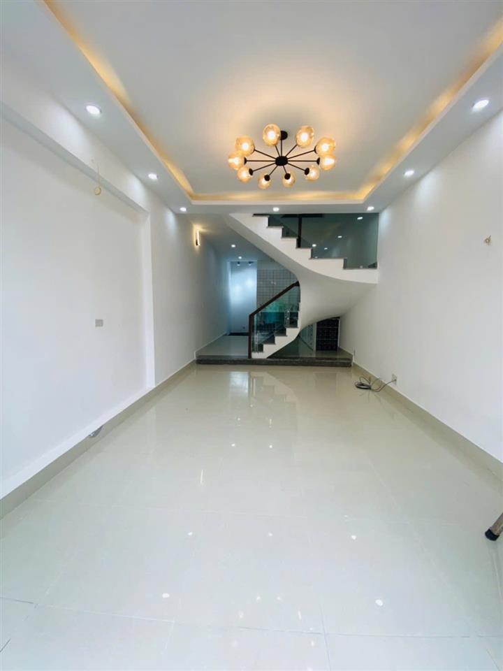 Bán nhà mặt ngõ đằng hải, 43m2 3 tầng, 3 ngủ, mặt ngõ ô tô chạy thông, dân xây độc lập, giá 3,15 tỷ