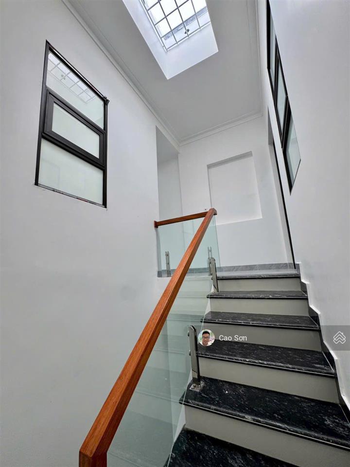 Bán nhà sau nhà mặt ngõ hàng tổng, đằng hải, 41m2 3 tầng, xây mới đẹp thoáng, giá 2 tỷ 850