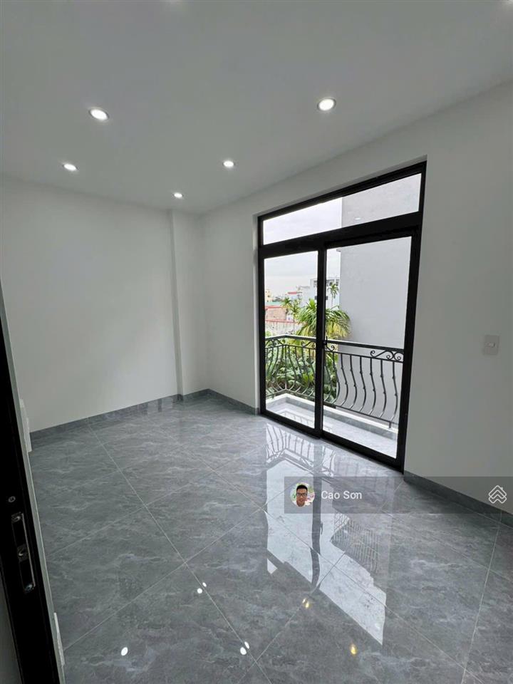 Bán nhà sau nhà mặt ngõ hàng tổng, đằng hải, 41m2 3 tầng, xây mới đẹp thoáng, giá 2 tỷ 850