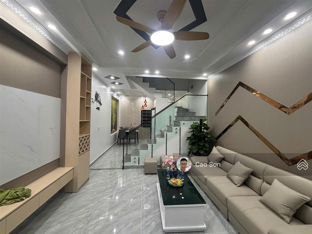 Bán nhà mặt ngõ đằng hải 40m2 3 tầng 3 ngủ, ngõ 5m ô tô đỗ cửa, full đồ, giá 2,85 tỷ