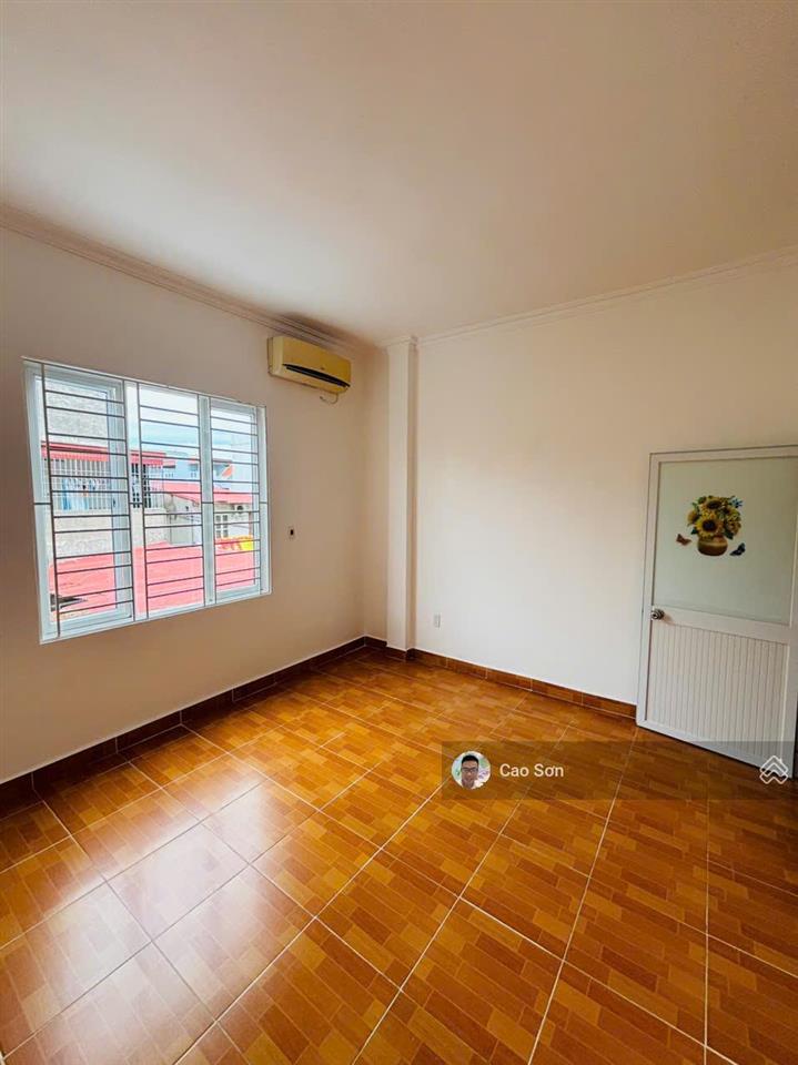 Bán nhà riêng có sân tại đằng hải, 43m2 3 tầng 3 ngủ, ô tô nhỏ tận cửa, ngõ cao thoáng, 2,35 tỷ