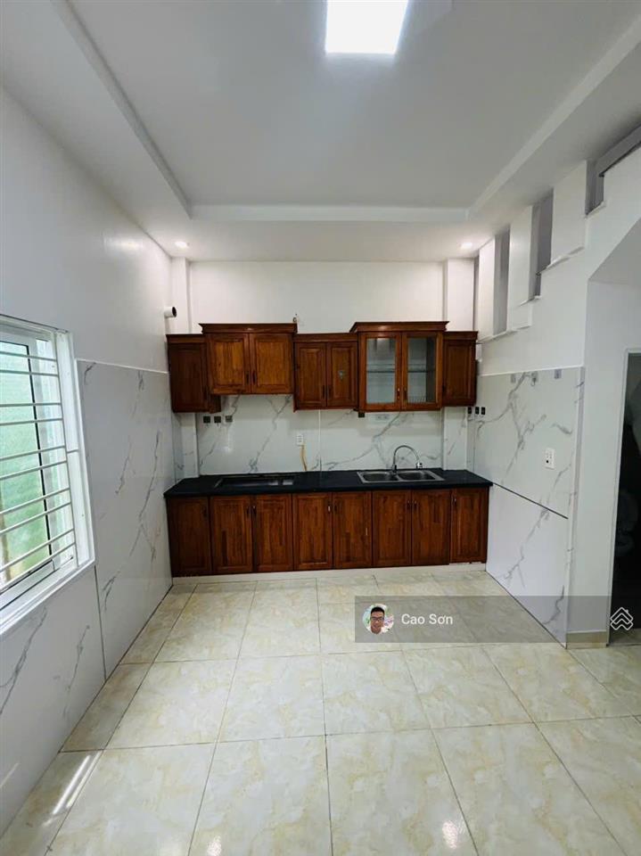 Bán nhà riêng có sân tại đằng hải, 43m2 3 tầng 3 ngủ, ô tô nhỏ tận cửa, ngõ cao thoáng, 2,35 tỷ