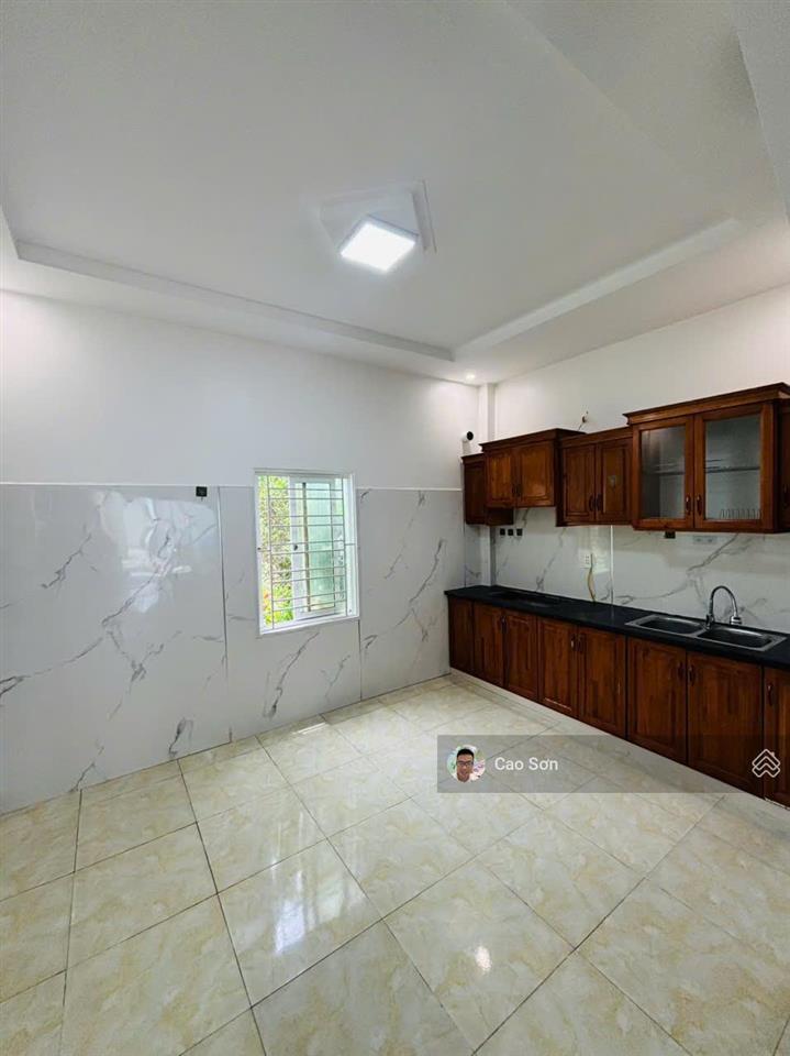 Bán nhà riêng có sân tại đằng hải, 43m2 3 tầng 3 ngủ, ô tô nhỏ tận cửa, ngõ cao thoáng, 2,35 tỷ