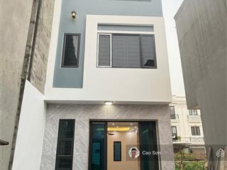 Bán nhà riêng xây mới độc lập tại đằng hải, 42m2 3 tầng 3 ngủ 3wc, gara ô tô gần nhà, giá 2,89 tỷ