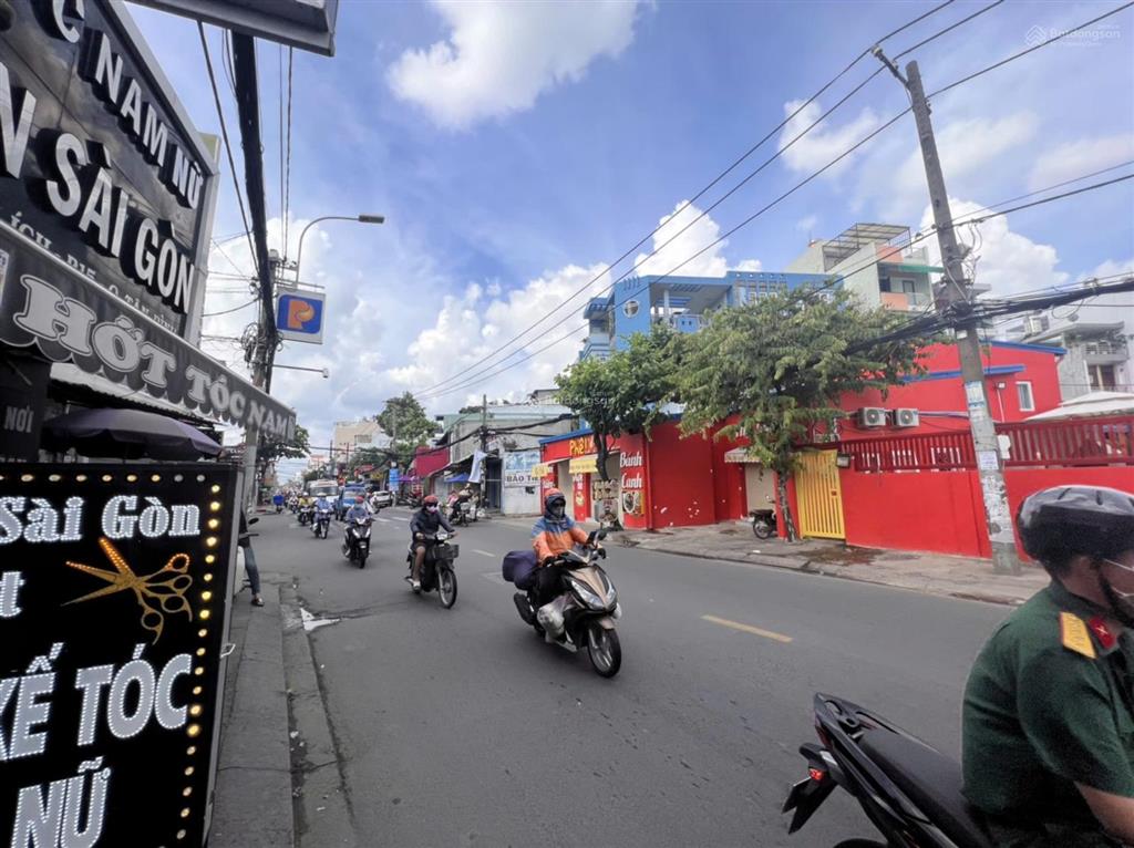 Khuôn đất siêu phẩm ở lê văn sỹ quận 3, diện tích 18x35m đang có hđt 400/th, giá chỉ 175 tỷ