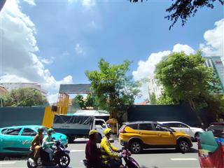 Bán gấp khuôn đất hiếm 18x15m nguyễn hữu cảnh đối diện vinhomes ba son giá 52 tỷ gpxd hầm 7 tầng