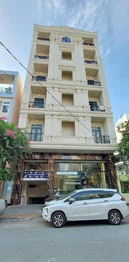 Định cư bán gấp tòa nhà  chdv 32 tỷ bùi đình túy diện tích 12x15m kết cấu hầm 6 tầng hđt 140tr