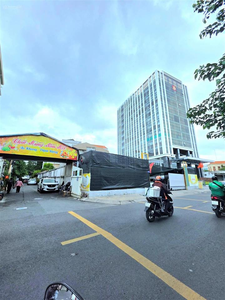 Bán khuôn đất đường số 2 vị trí ngay trần não diện tích 12x22m ctxd hầm 7 tầng giá 100 tỷ