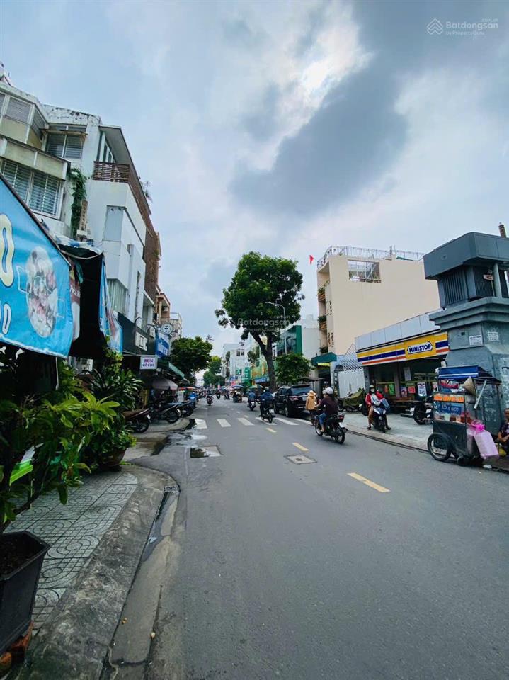 Khan hiếm  bán đất xây building điện biên phủ p.25 bình thạnh 10x35m vuông vức giá chỉ 70 tỷ