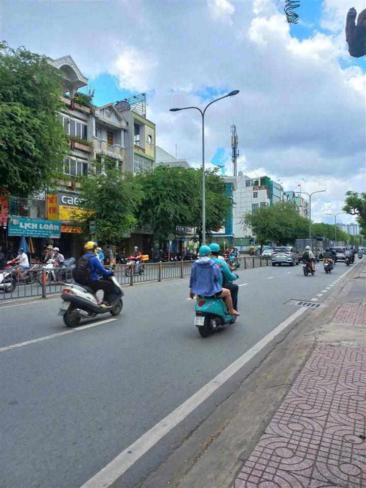 Siêu hiếm bán khuôn đất đường lý thường kiệt quận 10 đối diện nhà thi đấu phú thọ 9x20 giá 48 tỷ