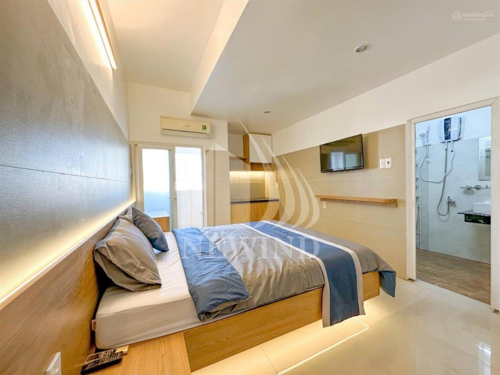 Bán tòa nhà chdv dòng thu 6,4%/năm đường lâm văn bền 8x25m có 45 phòng giá 45 tỷ