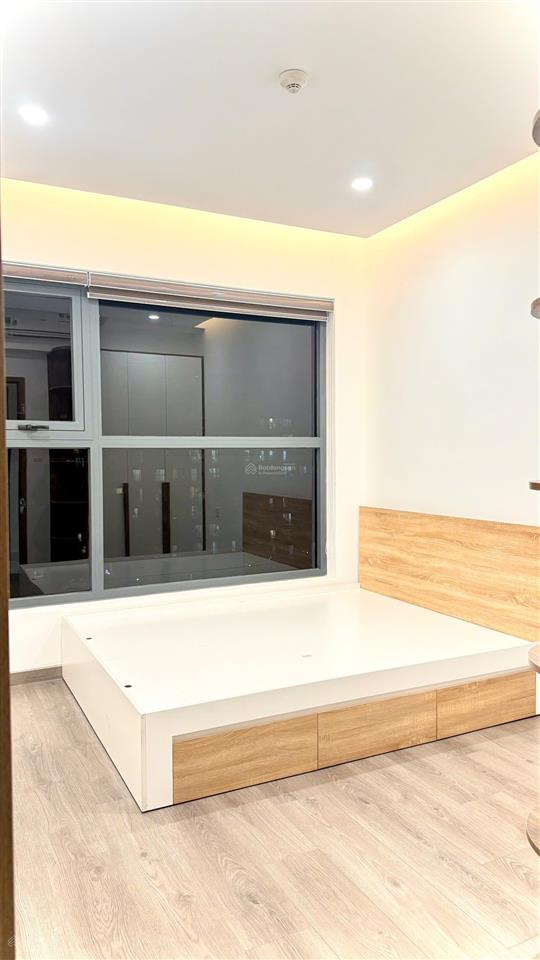 Bán căn 3pn 2wc diamond alnata plus, view đại lộ, nội thất cơ bản, giá 8,78 tỷ bao hết, kèm ô xe