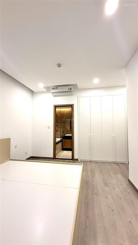 Bán căn 3pn 2wc diamond alnata plus, view đại lộ, nội thất cơ bản, giá 8,78 tỷ bao hết, kèm ô xe