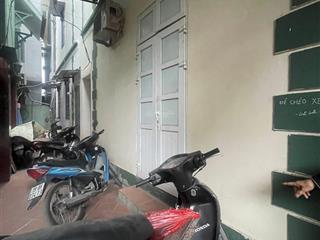 Bán đất tặng nhà 02 tầng, tặng gpxd 5 tầng, cổ nhuế, bắc từ liêm, khu vực trung tâm, gần chợ...