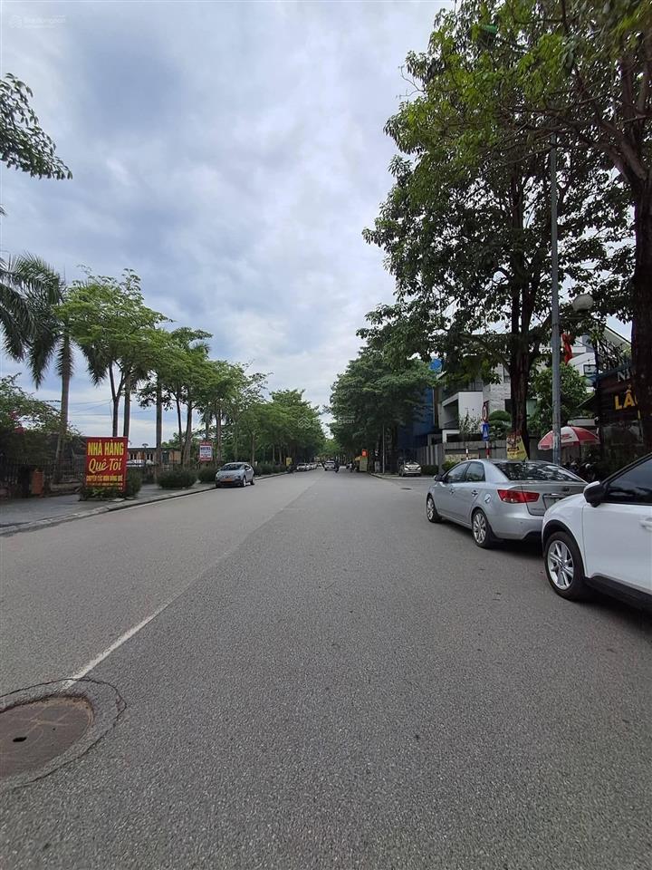 Bán siêu phẩm biệt thự mặt hồ, 02 thoáng, khu đô thị thành phố giao lưu, phạm văn đồng, hà nội...