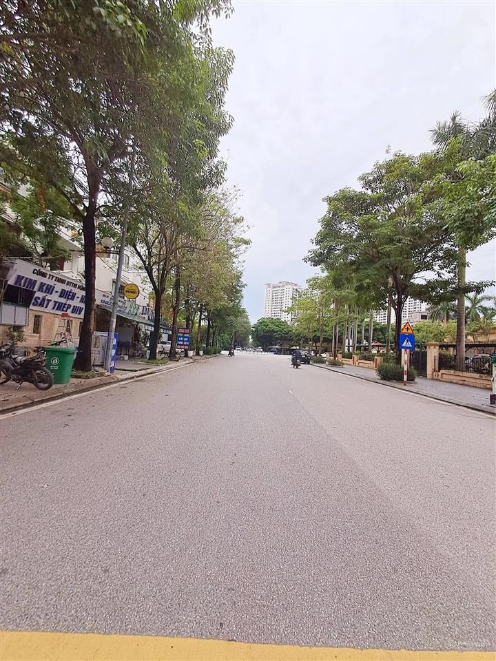 Bán siêu phẩm biệt thự mặt hồ, 02 thoáng, khu đô thị thành phố giao lưu, phạm văn đồng, hà nội...